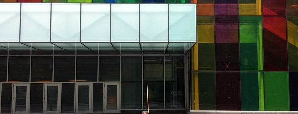 Palais des Congrès de Montréal is one of Canadian Anime Cons.