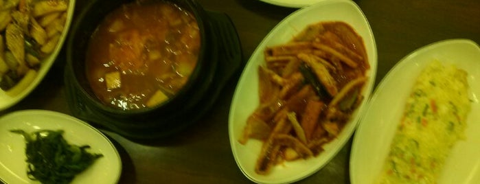봉태민 12호점 is one of My favorites for Korean Restaurants.