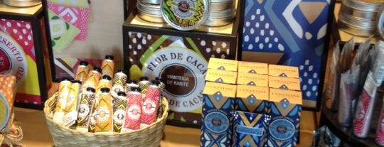 L'Occitane is one of Compras.