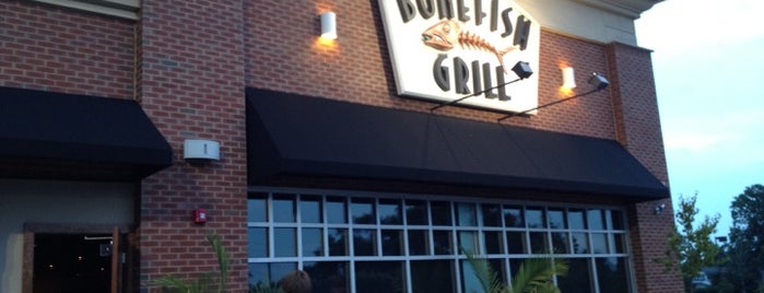 Bonefish Grill is one of สถานที่ที่ James ถูกใจ.