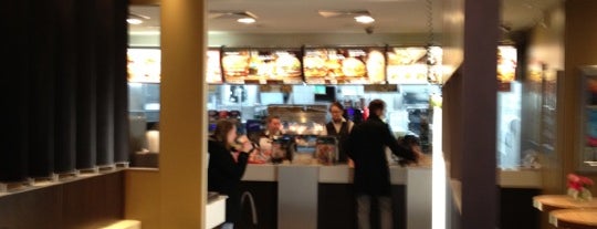 McDonald's is one of Locais salvos de N..