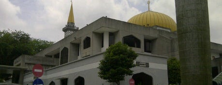 Masjid Saidina Abu Bakar As-Siddiq (مسجد سيدنا ابو بكر الصديق) is one of Masjid & Surau.