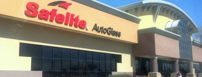 Safelite Autoglass is one of สถานที่ที่ La-Tica ถูกใจ.