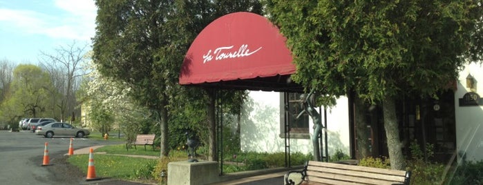 La Tourelle is one of Lieux qui ont plu à MaryEllen.