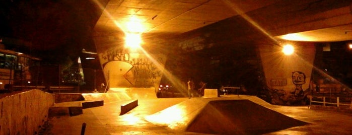 Pista De Skate Complexo Maria Maluf is one of .....places..
