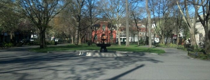 Tappen Park is one of Lugares guardados de Lauren.