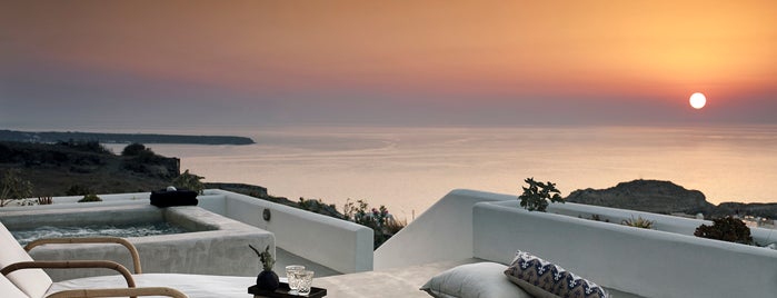 Santo Maris Oia Luxury Suites and Spa in Santorini is one of Santorini.