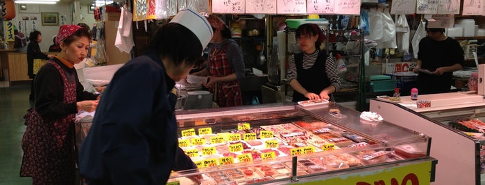 Kushiro Washo Market is one of Tempat yang Disukai Masahiro.