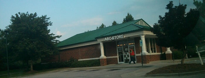 ABC Store is one of Orte, die James gefallen.