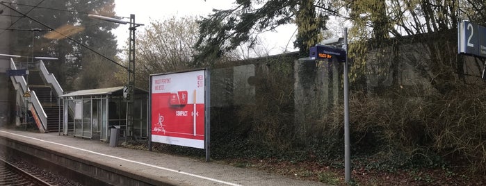 Bahnhof Seulberg is one of S-Bahn S5 (Rhein Main).