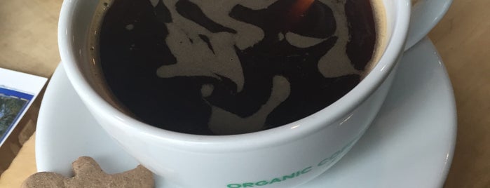 Organic Coffee is one of Tempat yang Disukai Hinata.