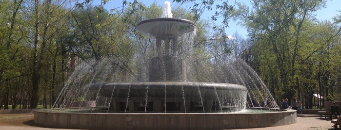 Сквер Девичьего поля is one of Must-visit Parks in Москва.