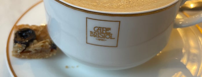 Cafe Bristol is one of Warsaw (завтраки).