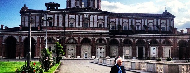 Santuario di Caravaggio is one of สถานที่ที่ Em ถูกใจ.
