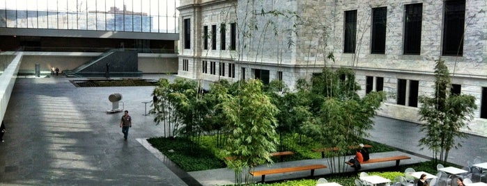 The Ames Family Atrium is one of Posti salvati di Colleen.