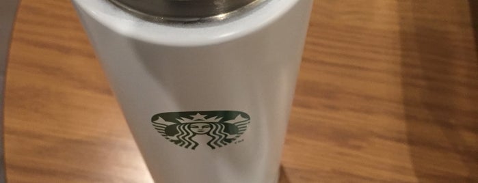 Starbucks is one of 【【電源カフェサイト掲載】】.