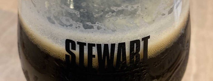 Stewart Brewing is one of Locais curtidos por Ian.