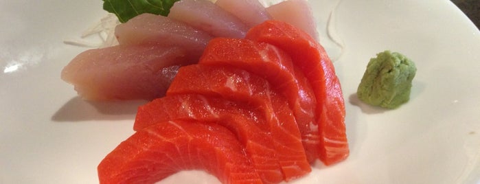 Shiki Sushi is one of Orte, die Roberto gefallen.