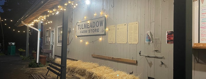 Tulmeadow Farm Store is one of Up North/Catskill/upstate.