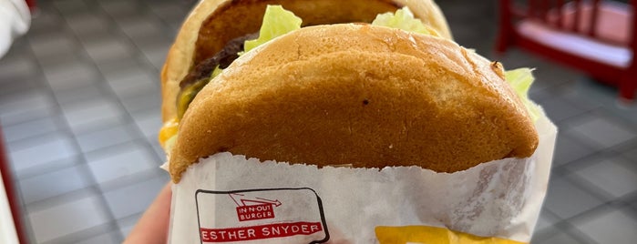 In-N-Out Burger is one of foodie.