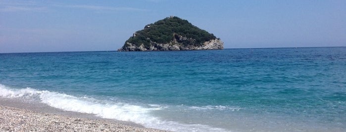 Spiaggia NelBlù is one of Giri in giro....