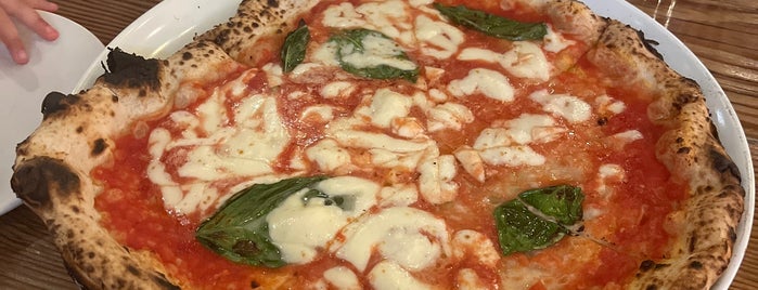 L’Antica Pizzeria is one of Italian.
