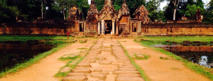 Banteay Srei Temple ប្រាសាទបន្ទាយស្រី is one of Reise 2.
