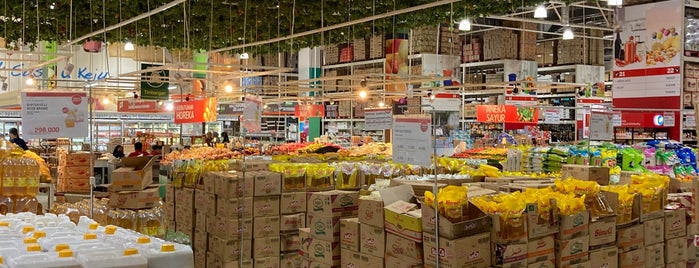 LotteMart Wholesale is one of Jakarta.