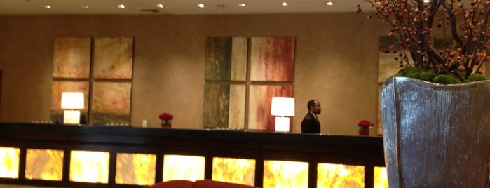 The Signature at MGM Grand is one of Lugares favoritos de Chris.