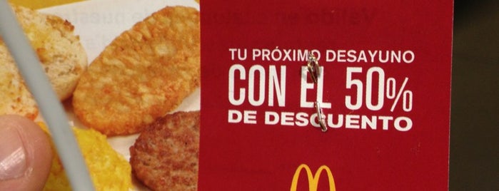 McDonald's is one of Lieux qui ont plu à Andrea.