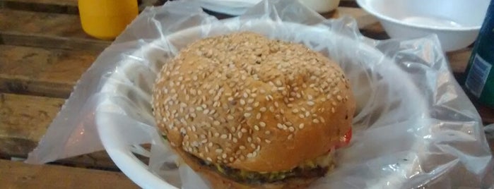 Hex Burger is one of สถานที่ที่บันทึกไว้ของ Diego.