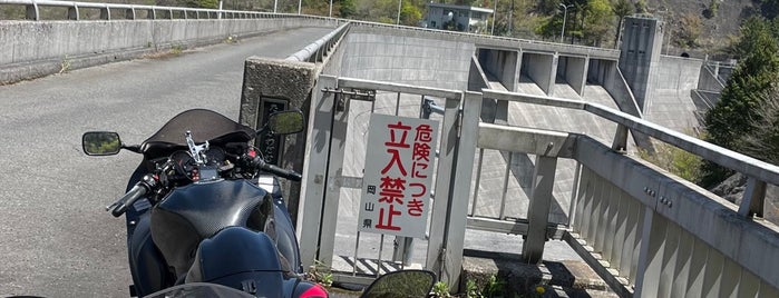 高瀬川ダム is one of ダムカードを配布しているダム（西日本編）.