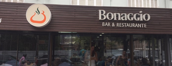 Bonaggio Bar & Restaurante is one of Tempat yang Disukai Julia.