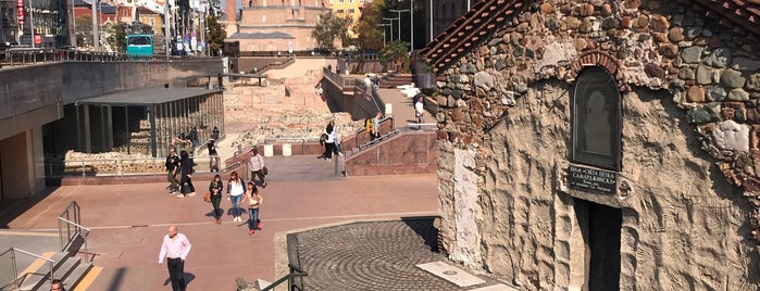 Archaeological park West Gate of Serdica is one of Aylin’s Liked Places.