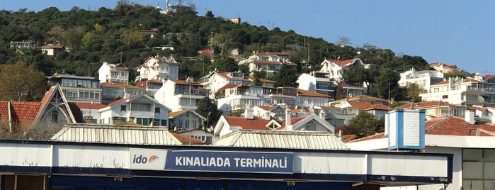 Kınalıada is one of Lugares favoritos de Aylin.