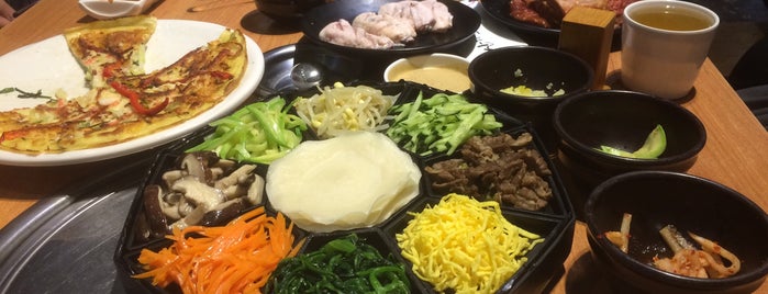 Shanchahua (Camellia) Korean Home Cooking is one of Restaurant.