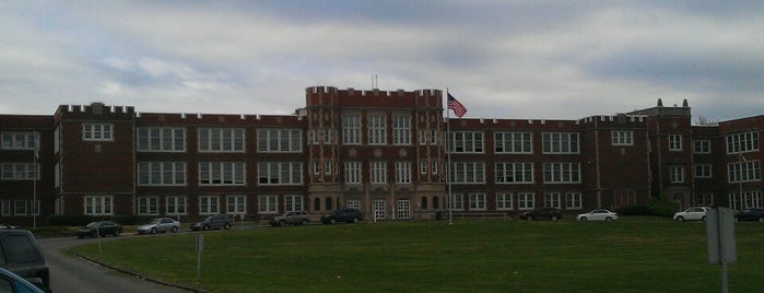Parkersburg High School is one of Just Places.