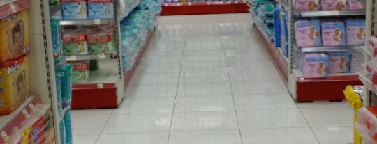 al-dawaa pharmacy 653 is one of Tempat yang Disukai asma.