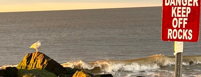 Philadelphia Ave Beach is one of Jersey Shore (Cape May County).