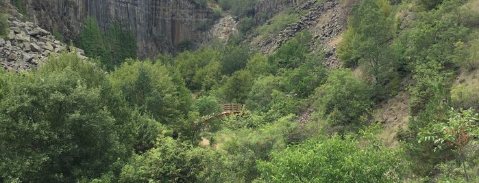 Bazalt Kayalıkları Tabiat Anıtı is one of Sinop.