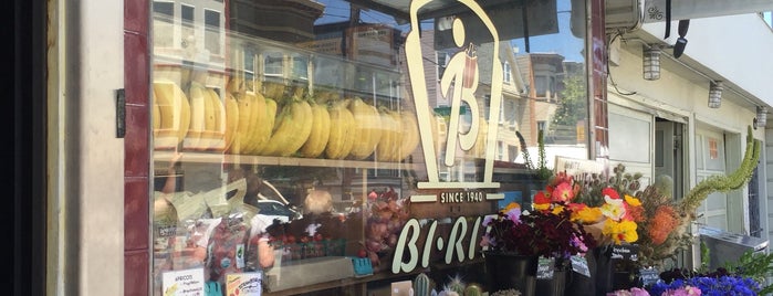 Bi-Rite Market is one of SF for friends.