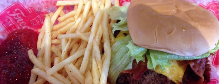 Freddy's Frozen Custard & Steakburgers is one of Favorite places.