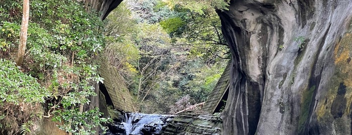濃溝の滝 is one of Locais salvos de T.