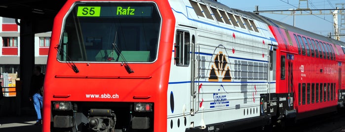 ZVV S-Bahn S5 is one of ZVV.