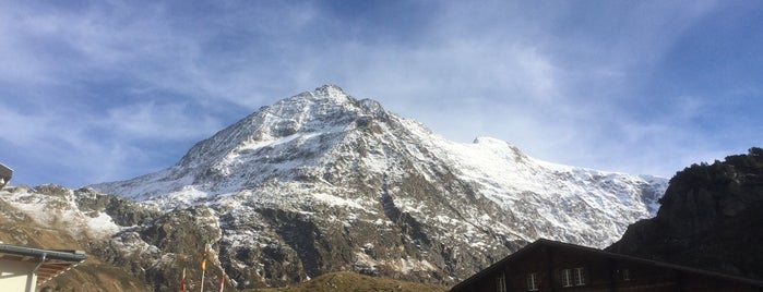 Alpin Center Sustenpass Steingletscher is one of Lieux qui ont plu à Andreas.