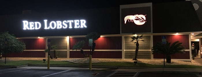 Red Lobster is one of Destin.