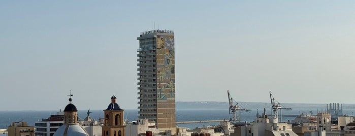El Barrio is one of Alicante.