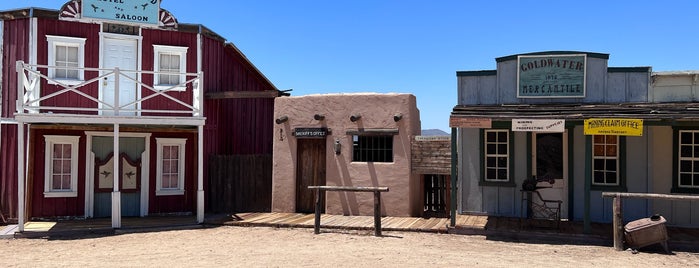 Pioneer Living History Museum is one of West To-Do List.