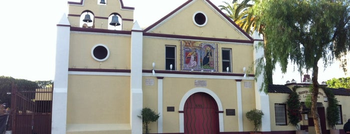 Nuestra Señora Reina de Los Angeles is one of สถานที่ที่ Alejandro ถูกใจ.