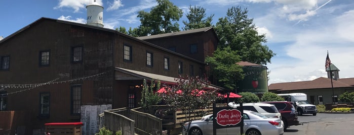 Darlin' Jean's Apple Cobbler Cafe is one of Georgetown.